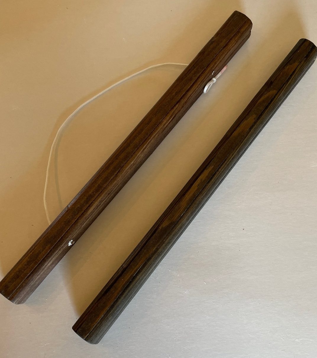 Art hanger brown product