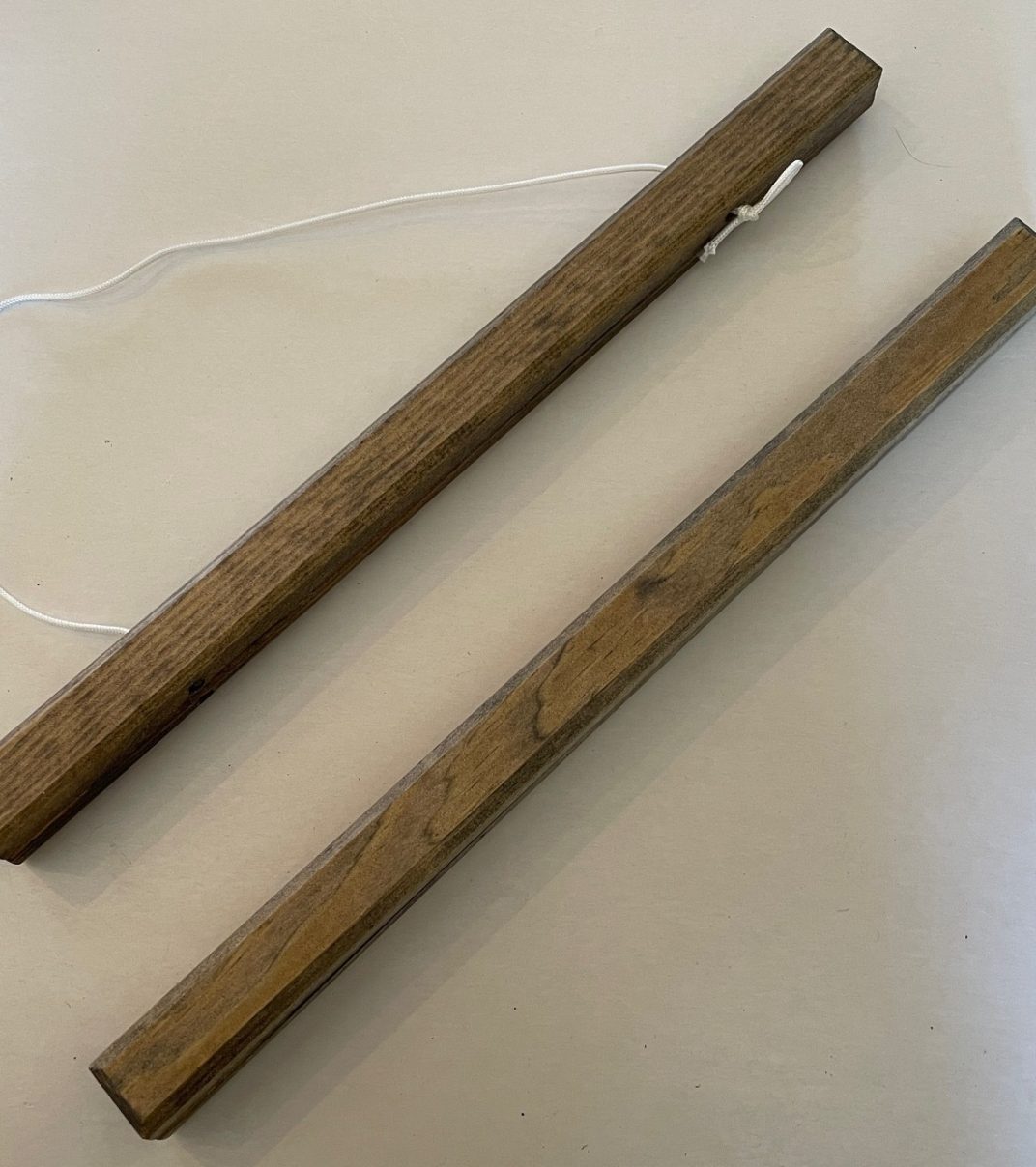 Art hanger grey product