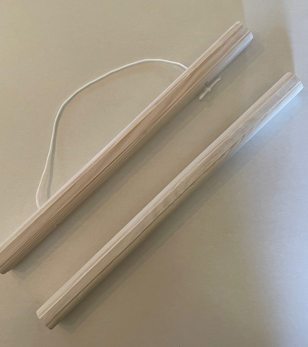 Art hanger white product